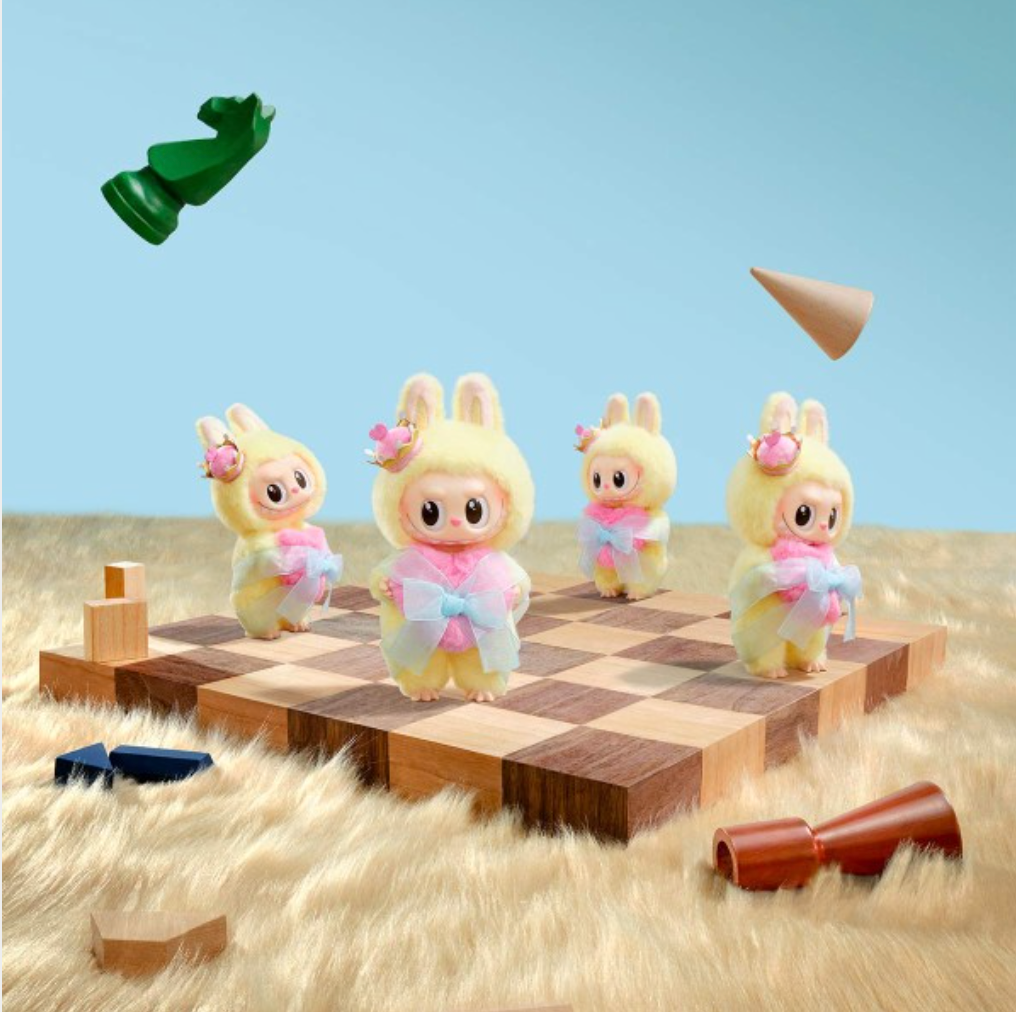 1STLABUBU THE MONSTERS Let's Checkmate Series-Vinyl Plush Hanging Card